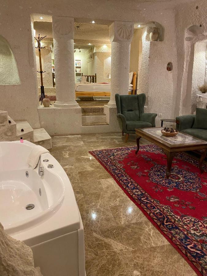 Abu Hayat Cave Suites Ortahisar Bagian luar foto