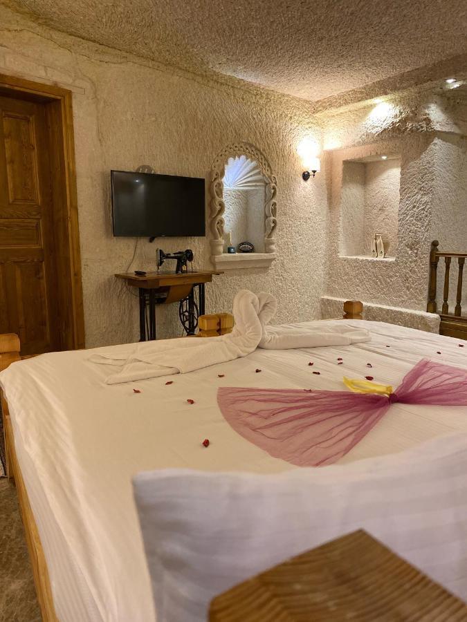 Abu Hayat Cave Suites Ortahisar Bagian luar foto