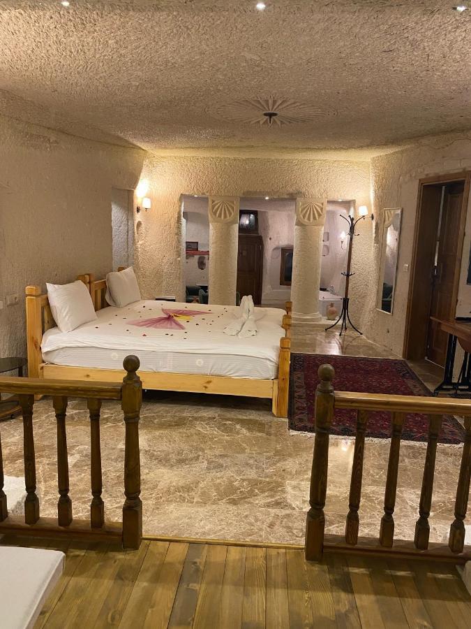 Abu Hayat Cave Suites Ortahisar Bagian luar foto
