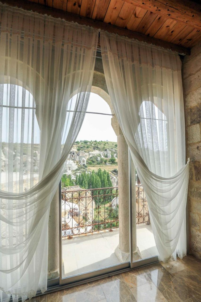 Abu Hayat Cave Suites Ortahisar Bagian luar foto