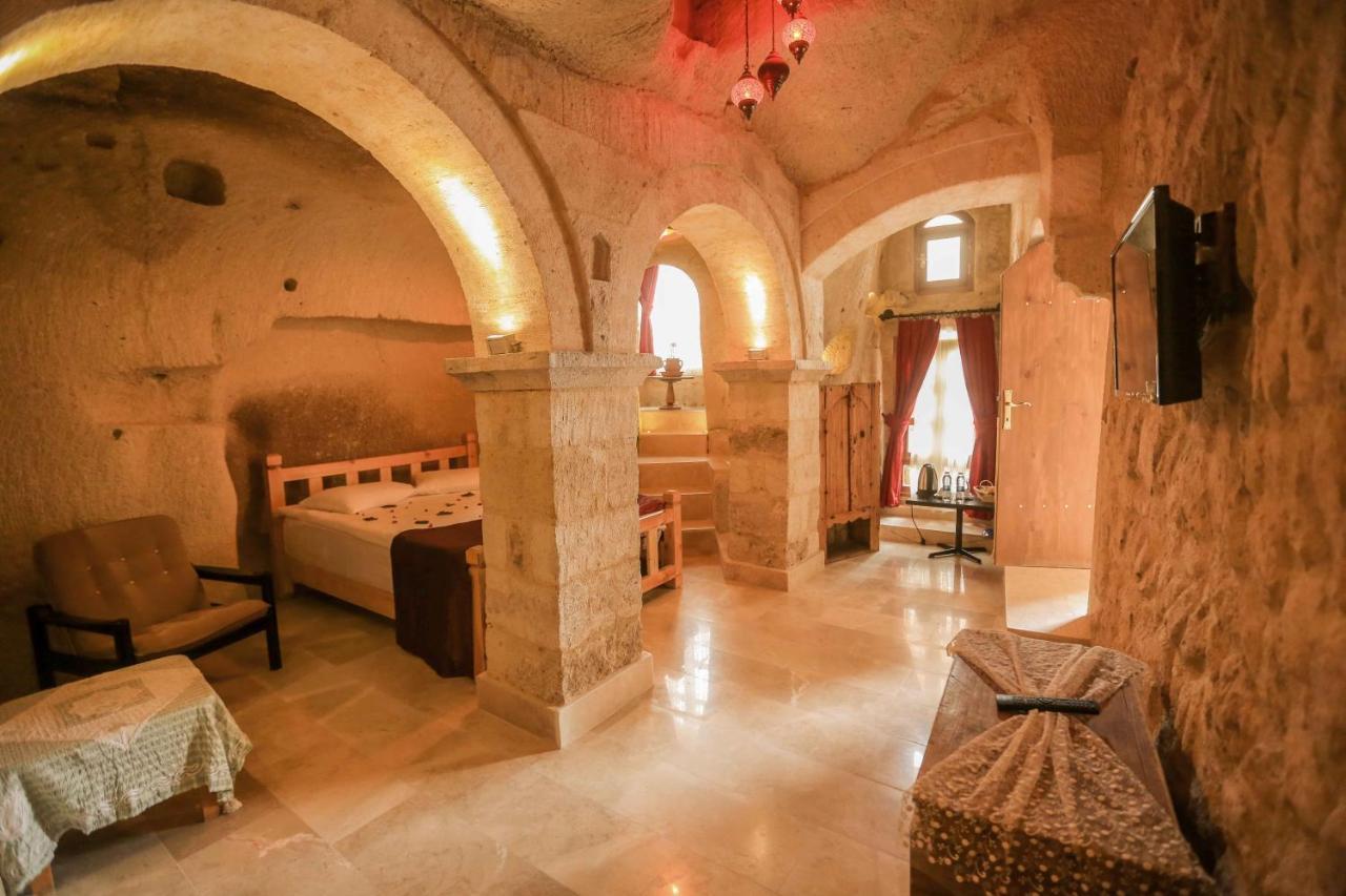 Abu Hayat Cave Suites Ortahisar Bagian luar foto